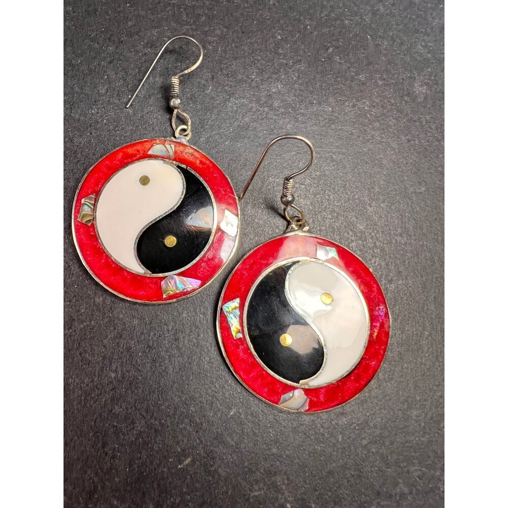 Vintage ALPACA MEXICO Silver MOP Abalone Yin Yang Drop Earrings